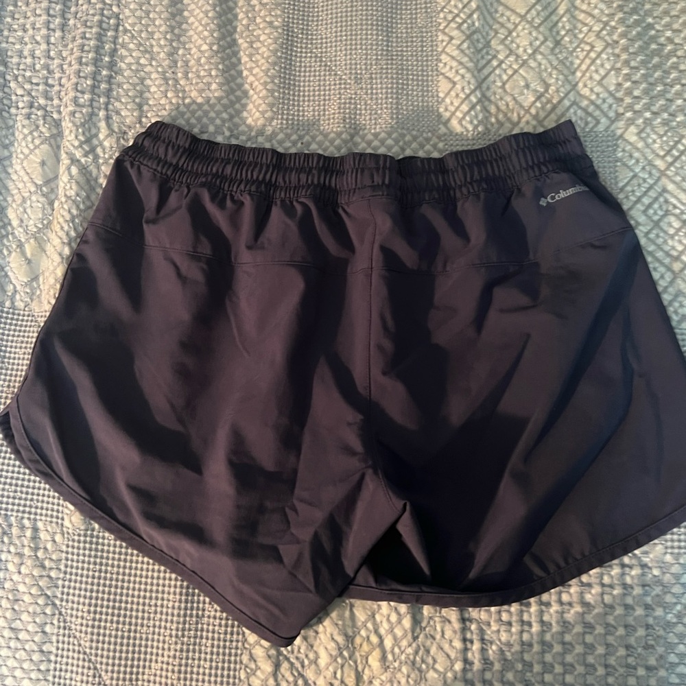 Columbia Dark Gray Sports Shorts
